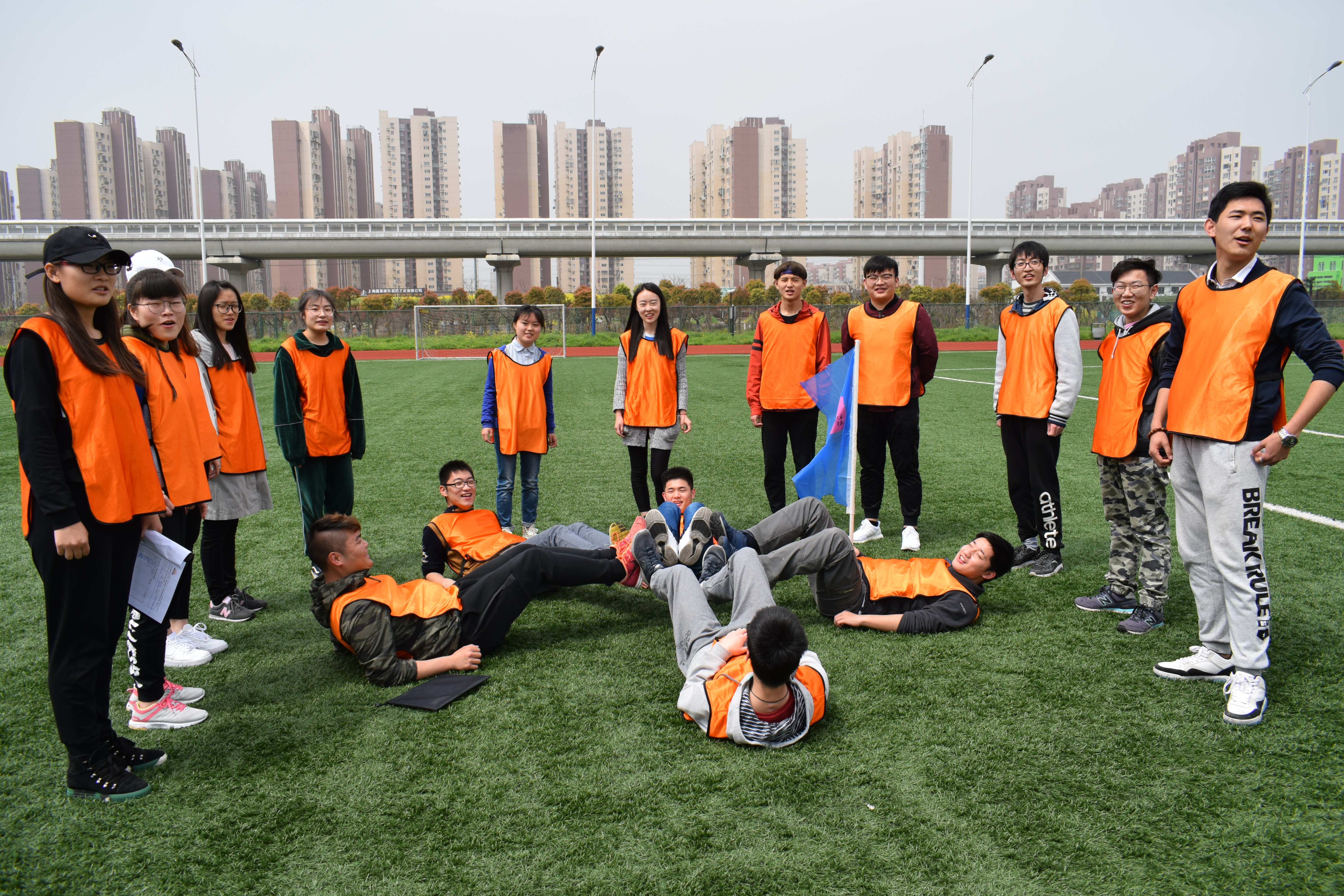 医疗器械学院举办学生干部心理素质拓展活动